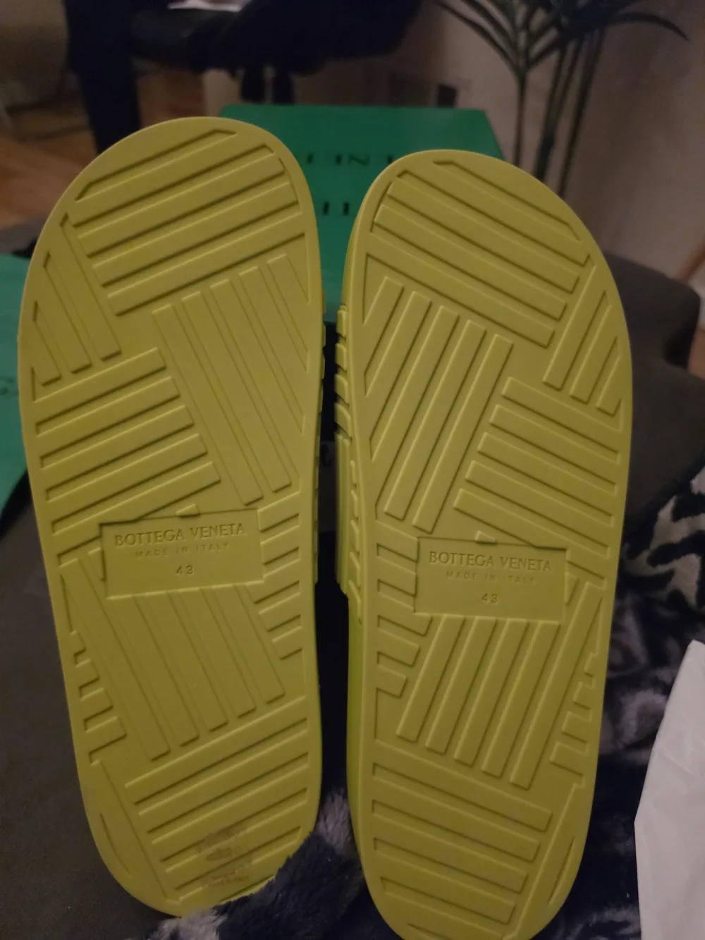 Bottega Veneta Rubber Slide Sandal bright kiwi-green